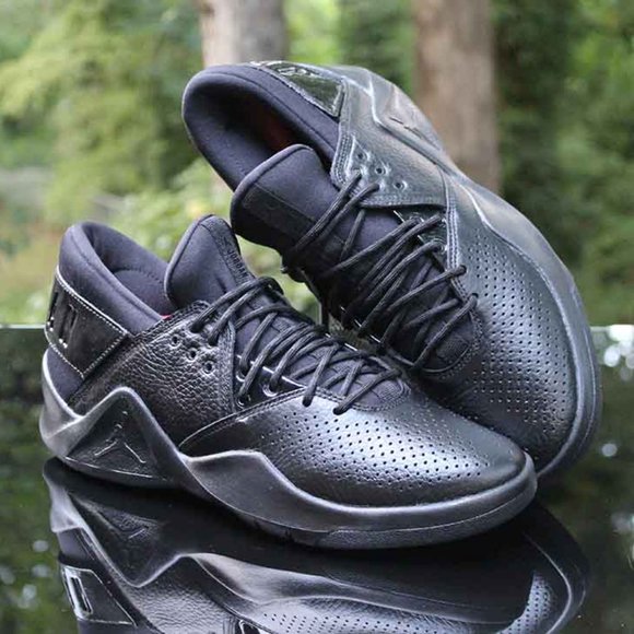 Jordan Flight Fresh Premium Triple Black Men’s Size 8 main image 9